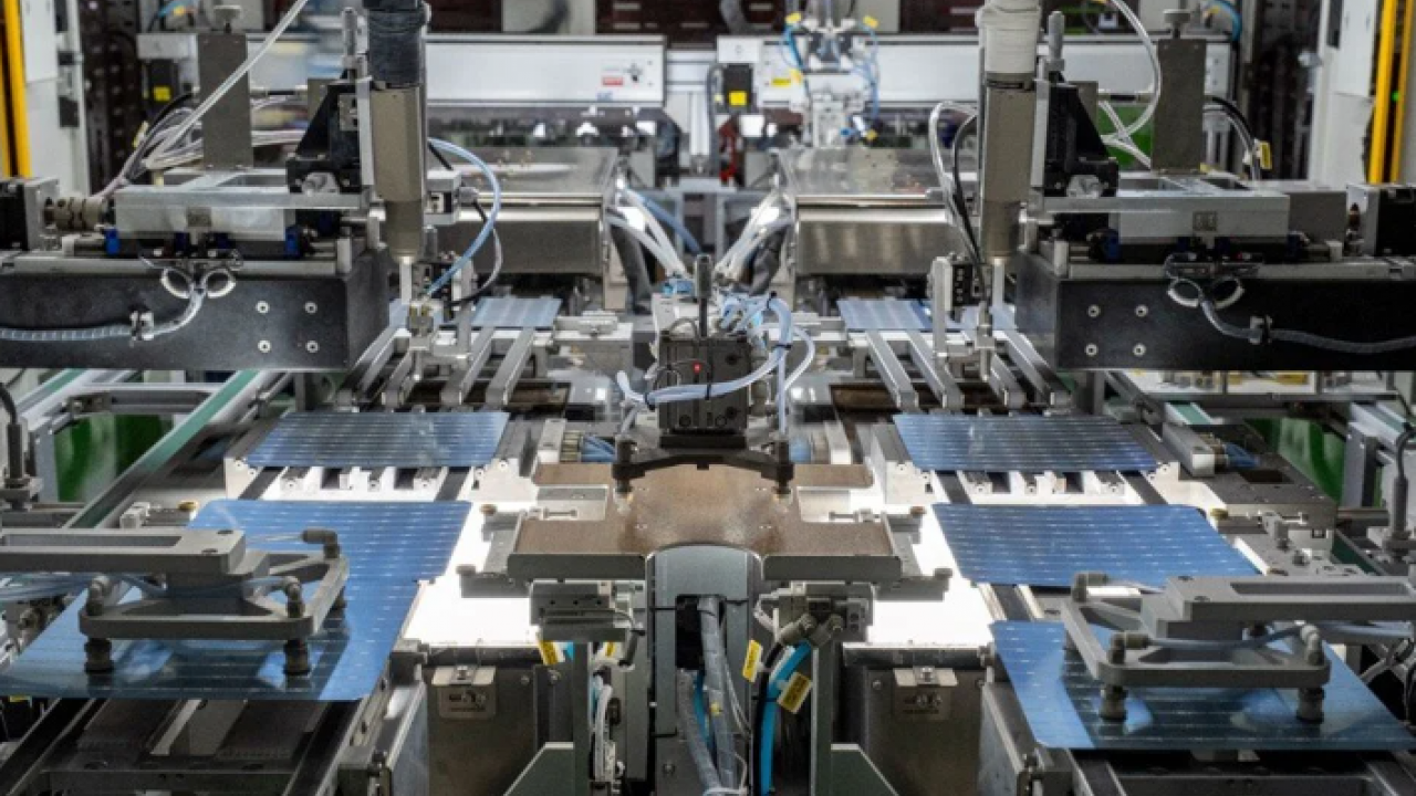 Foto - Türkiye için tarihi adım! Avrupa'nın en büyük güneş hücresi tesisi kuruldu