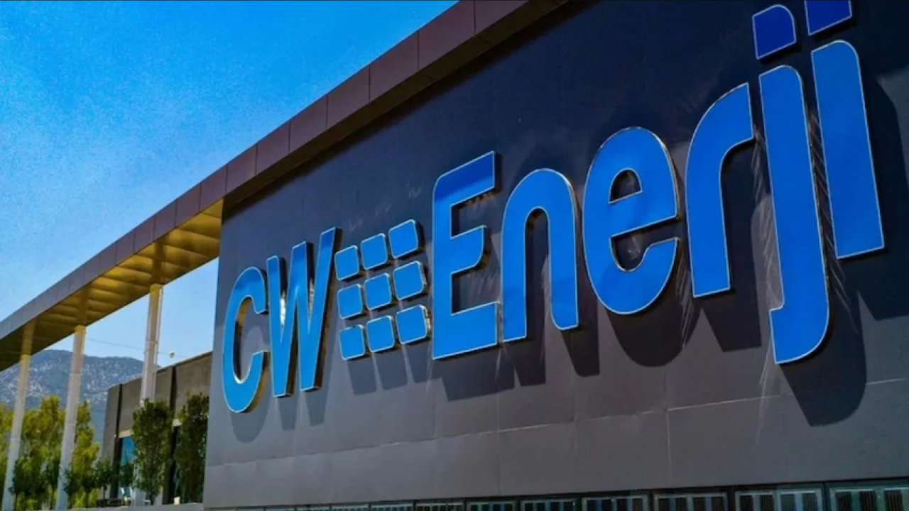 Foto - Türkiye için tarihi adım! Avrupa'nın en büyük güneş hücresi tesisi kuruldu