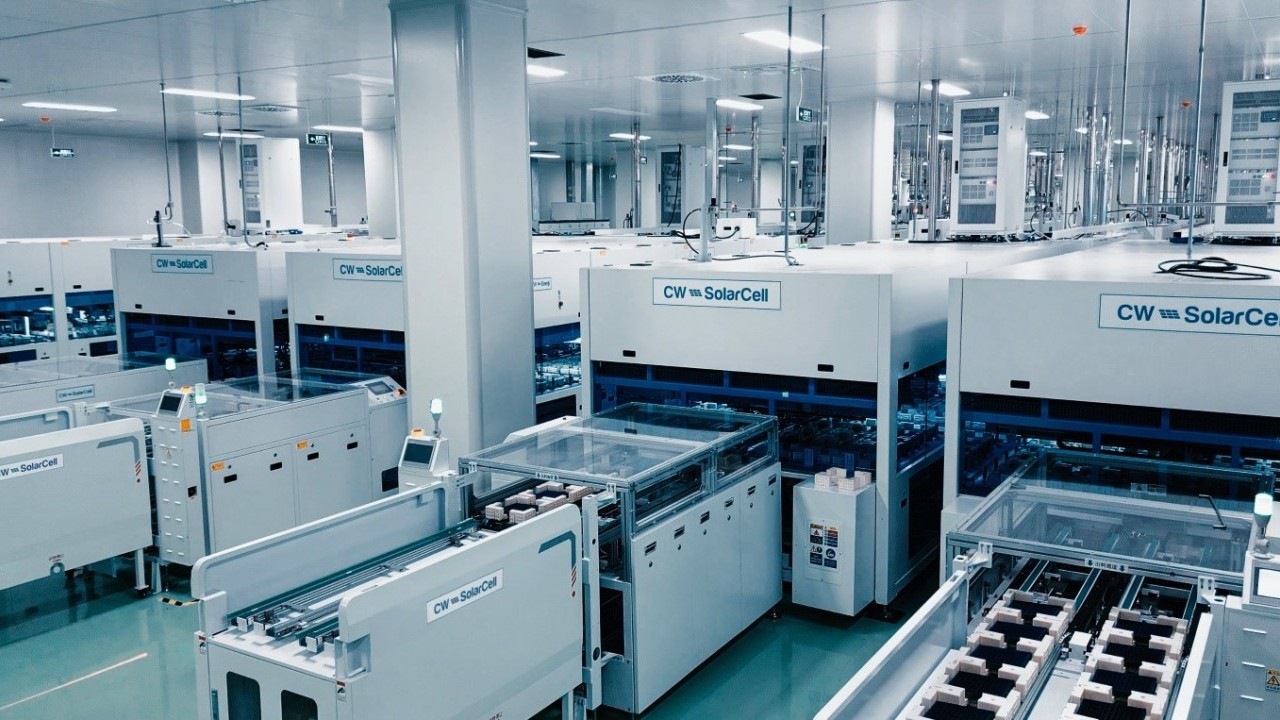 Foto - Türkiye için tarihi adım! Avrupa'nın en büyük güneş hücresi tesisi kuruldu