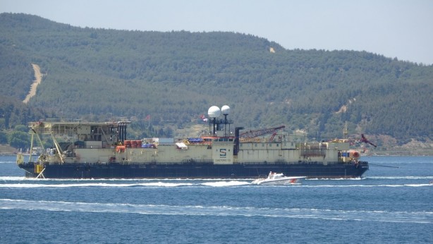 Foto - Türkiye için tarihi adımlar! Çanakkale'den geçti