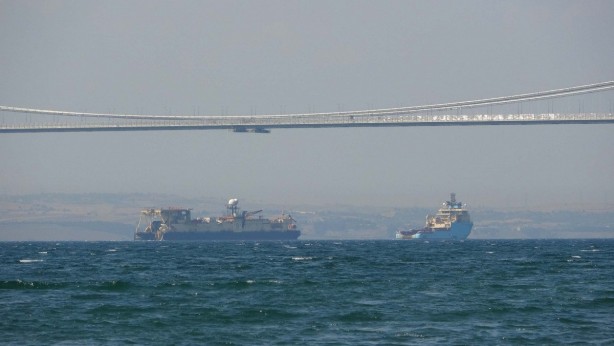 Foto - Türkiye için tarihi adımlar! Çanakkale'den geçti
