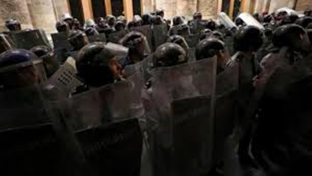 Türkiye ile anlaşmaya hazırlanan ülkede darbe girişimi! Rusya'nın parmağı var