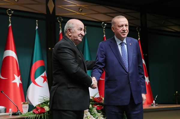 Foto - Türkiye ile Cezayir arasında imzalar atıldı