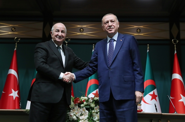 Foto - Türkiye ile Cezayir arasında imzalar atıldı