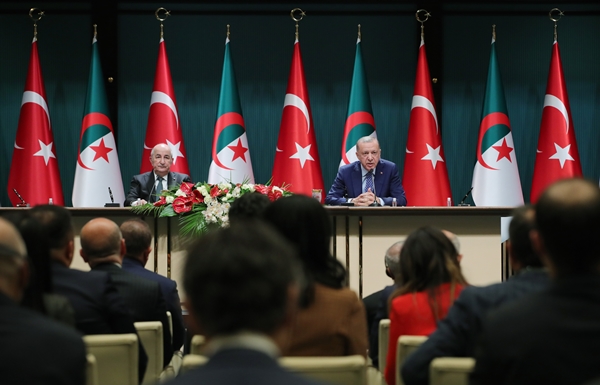 Foto - Türkiye ile Cezayir arasında imzalar atıldı