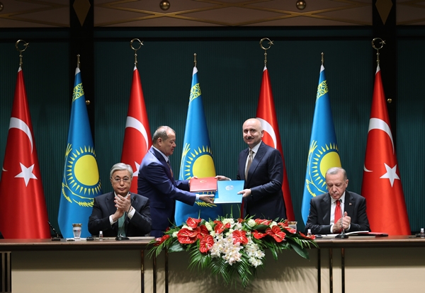 Foto - Türkiye ile Kazakistan arasında imzalar atıldı
