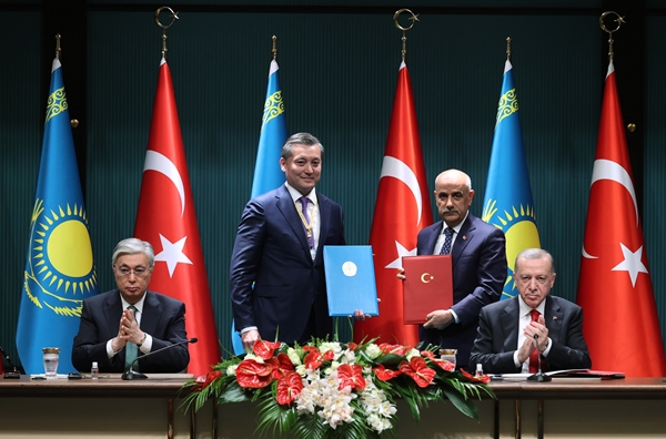 Foto - Türkiye ile Kazakistan arasında imzalar atıldı