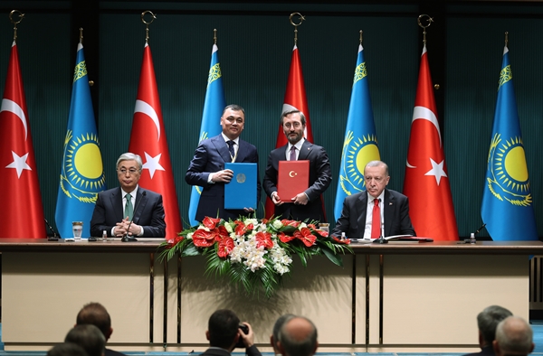 Foto - Türkiye ile Kazakistan arasında imzalar atıldı
