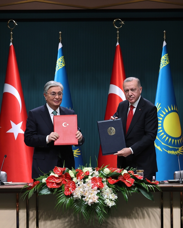 Foto - Türkiye ile Kazakistan arasında imzalar atıldı