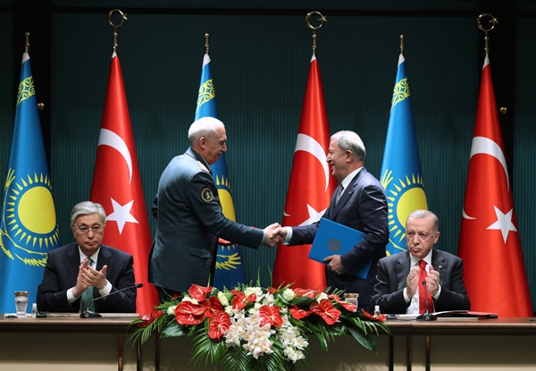 Foto - Türkiye ile Kazakistan arasında imzalar atıldı