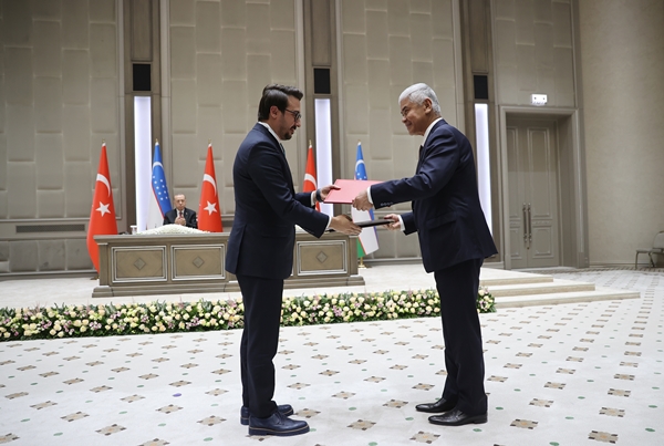 Foto - Türkiye ile Özbekistan arasında imzalar atıldı