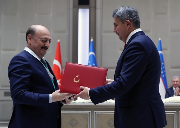 Foto - Türkiye ile Özbekistan arasında imzalar atıldı
