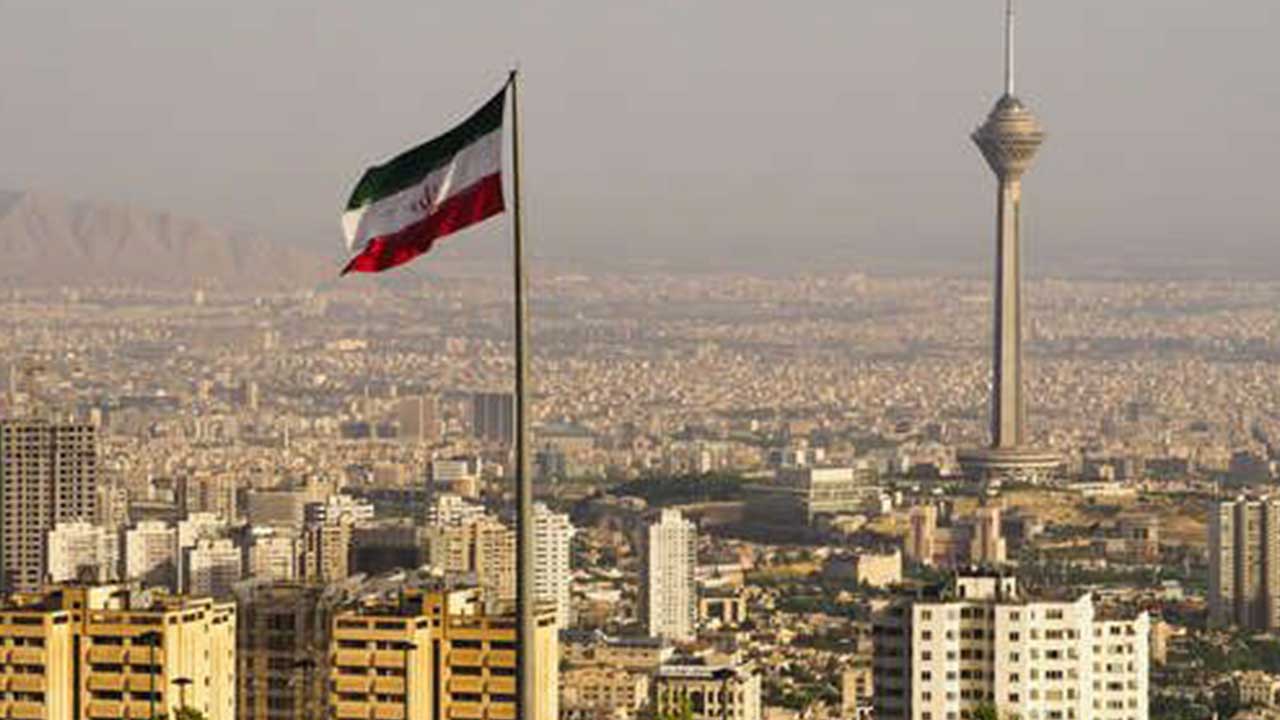 Foto - Türkiye ile uğraşan Tahran'ın başı fena halde dertte! İran'ın başkenti değiştirildi