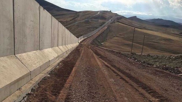 Foto - Türkiye-İran sınırındaki güvenlik duvarı bitiyor