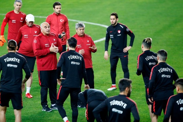 Foto - Türkiye - İrlanda Cumhuriyeti maçı hangi kanalda ?