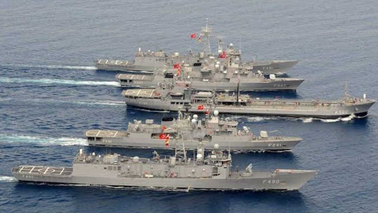 Foto - Türkiye, İspanya ile operasyona giriyor! Bu kez tatbikat filan değil, gemiler ilerlemeye başladı