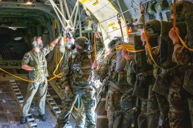 Foto - Türkiye karşı kirli plan! Askeri üsler kuruyorlar