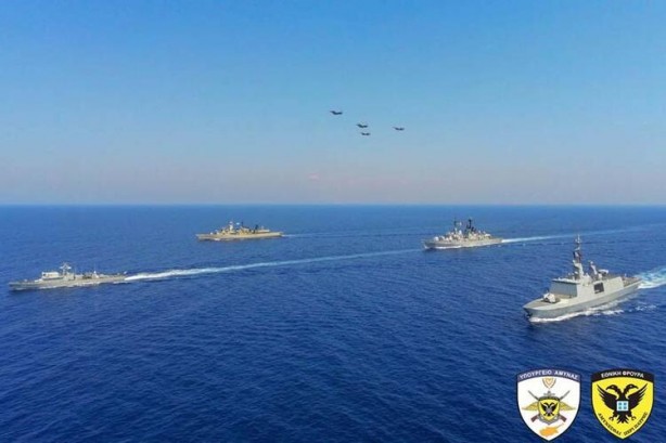 Foto - Türkiye karşıtı cepheye o ülke de katıldı