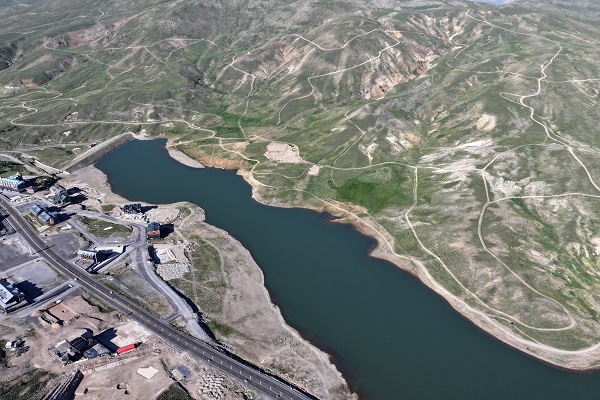 Foto - Türkiye kavrulurken orada sobayla ısınıyorlar