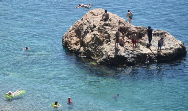 Foto - Türkiye kavurucu sıcakların etkisinde...Termometreler fırladı