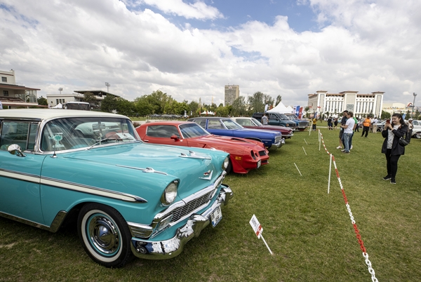 Foto - "Türkiye Klasik Otomobil Festivali" Ankara'da başladı