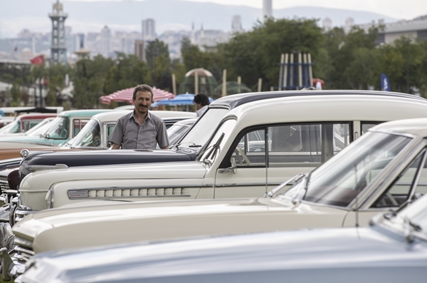 Foto - "Türkiye Klasik Otomobil Festivali" Ankara'da başladı