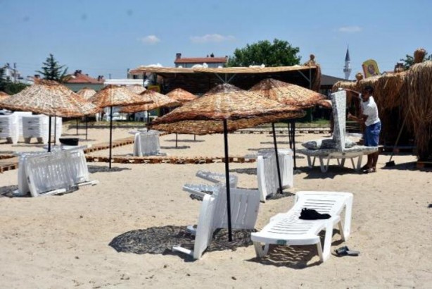 Foto - Türkiye koronavirüsle mücadele ederken bir kriz daha! İstilaya başladılar