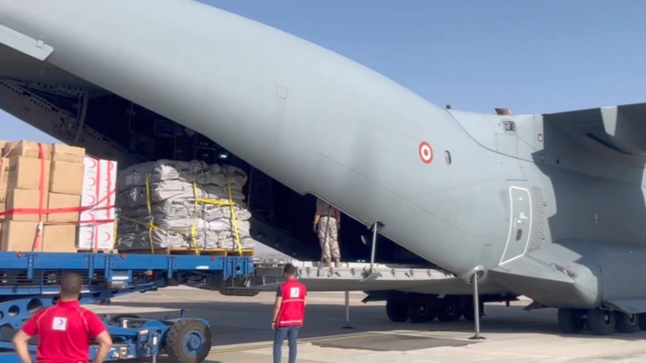 Türkiye, Müslüman ülke için harekete geçti! Dev uçak yola çıktı bile