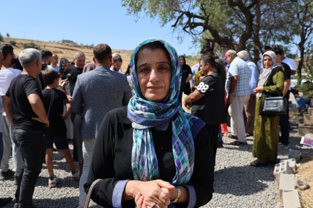 Foto - Türkiye'nin yüreği onunla yandı! Narin'in mezarına ziyaretçi akını