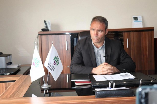 Foto - Türkiye petrol hazinesi buldu! Su kuyusundan bile petrol fışkırırken alçaklar saldırıya geçti