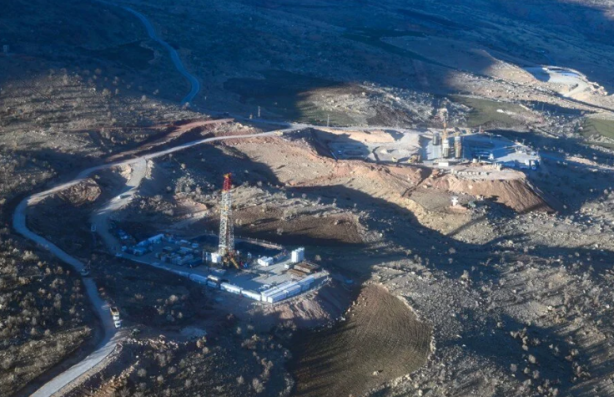 Foto - Türkiye resmen petrol hazinesi buldu! Bölgeden petrol üstüne petrol fışkırıyor