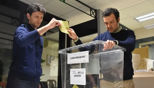 Foto - Türkiye sandık başında: İkinci tur için oy verme işlemi başladı