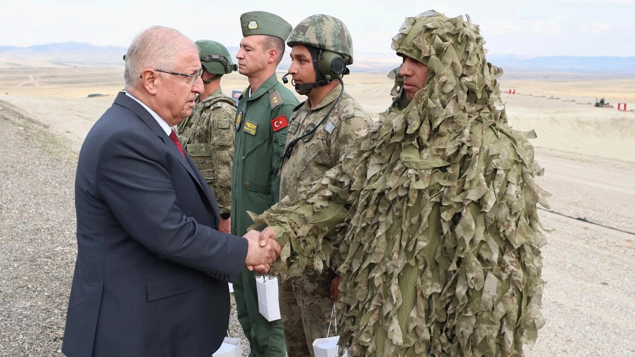 Foto - Türkiye savunmada güç gösterisi yaptı! Yeni silahlar ilk kez sahaya indi