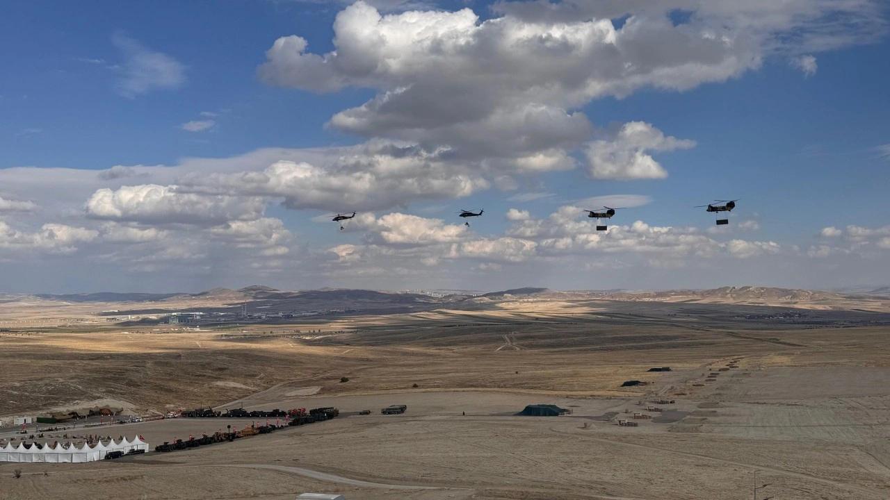 Foto - Türkiye savunmada güç gösterisi yaptı! Yeni silahlar ilk kez sahaya indi