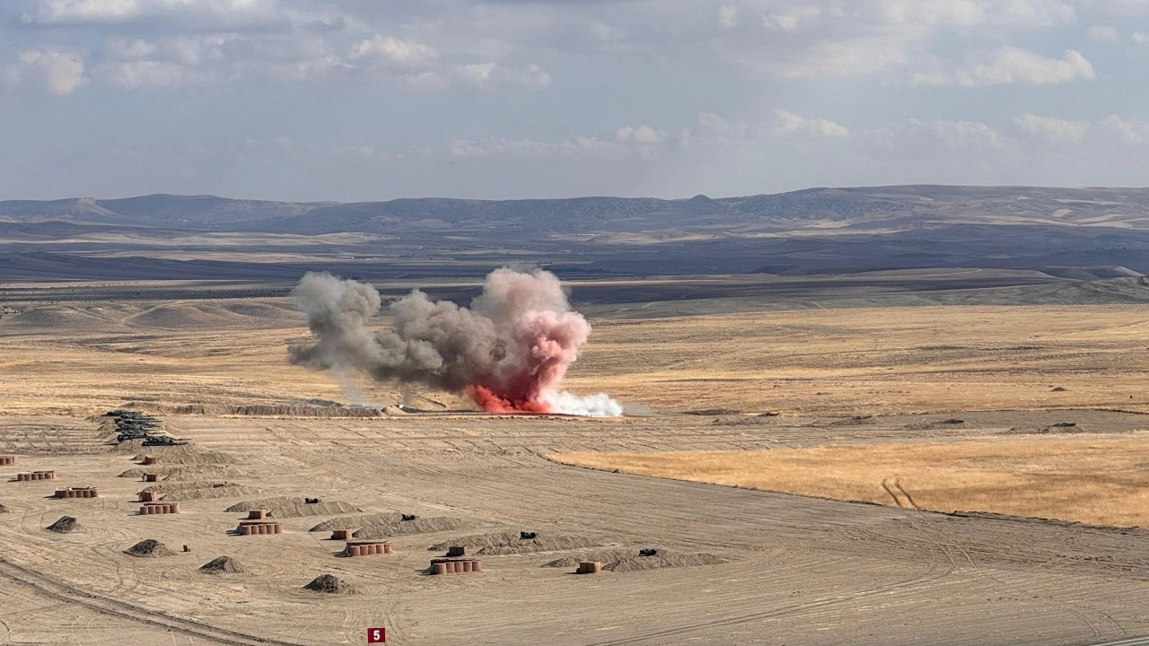 Foto - Türkiye savunmada güç gösterisi yaptı! Yeni silahlar ilk kez sahaya indi