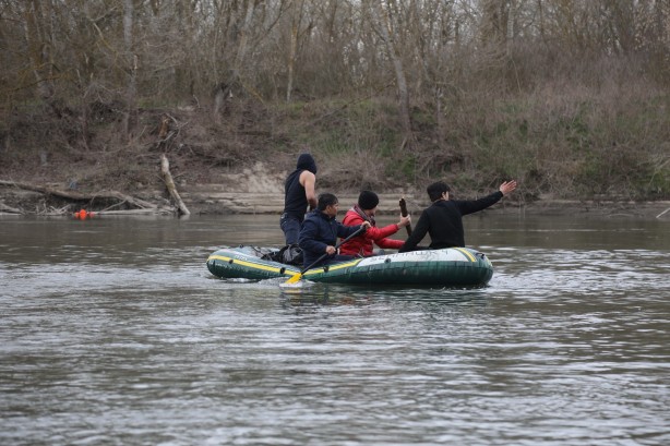 Foto - Türkiye sınırında hareketlilik! Meriç'e konuşlandılar