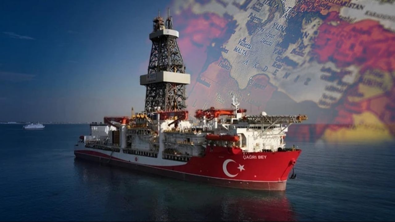Türkiye sınırlardan taştı, dünya şokta! Dev hidrokarbon filomuz o iki ülkenin açıklarına gidiyor