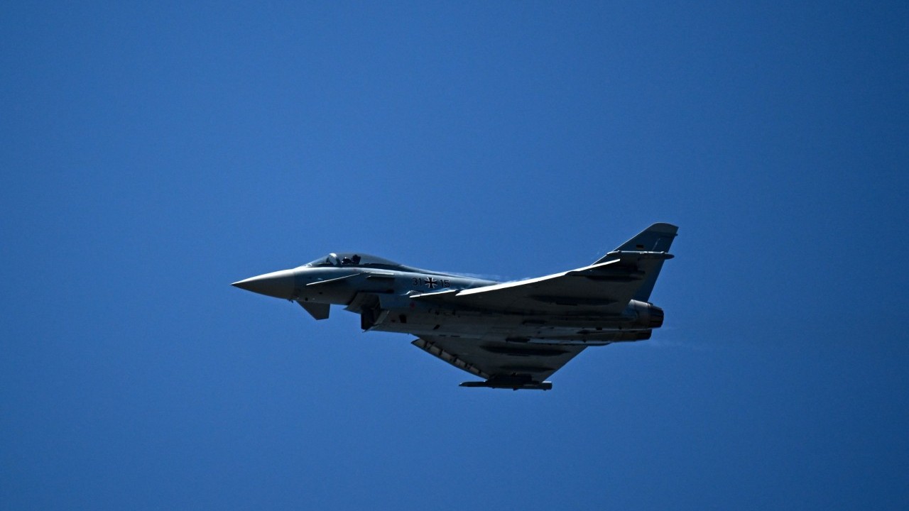 Foto - Korkudan tir tir titriyorlardı:'Türkiye taahhüt etti, Eurofighter'ları bize karşı kullanmayacak'