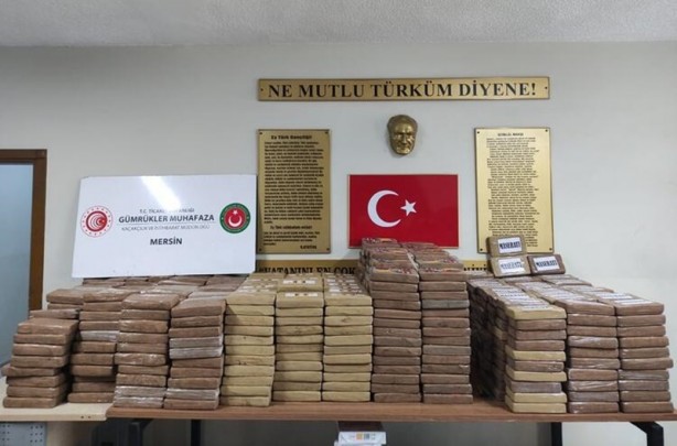 Foto - Türkiye tarihinin en büyük kokain operasyonuydu... Zuladan muz kralı çıktı!