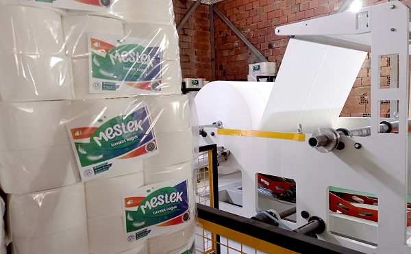 Foto - Türkiye tek yürek oldu! Bakın öğrenciler depremzedeler üşümesin diye ne yapıyor