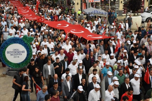 Foto - Türkiye tek yürek oldu, milyonlar meydanlara indi!