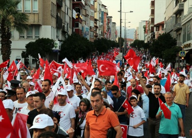 Foto - Türkiye tek yürek oldu, milyonlar meydanlara indi!