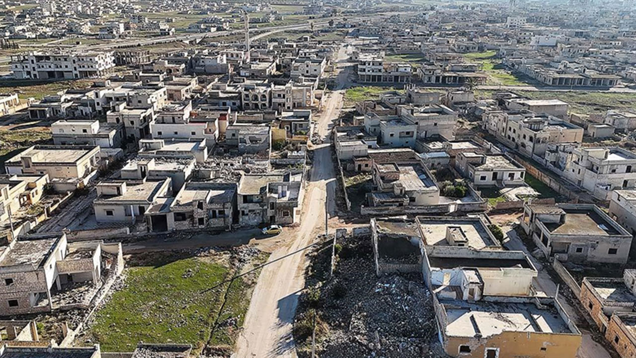 Foto - El Şara Suriye'yi yakıp yıkmaya yardım eden ülkeyle anlaştı: Türk kamuoyu çileden çıktı