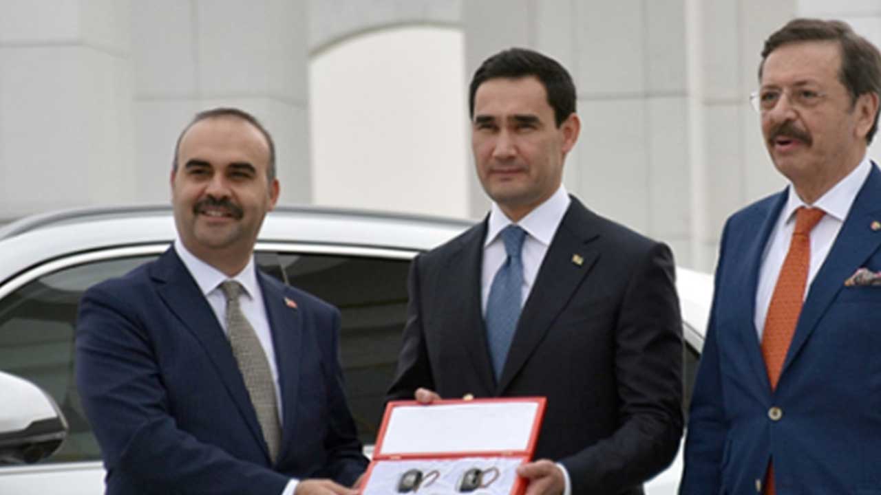 Foto - Türkiye, Türkmenistan'a bakın neden beyaz renk Togg yollamış! Duyunca nevriniz dönebilir