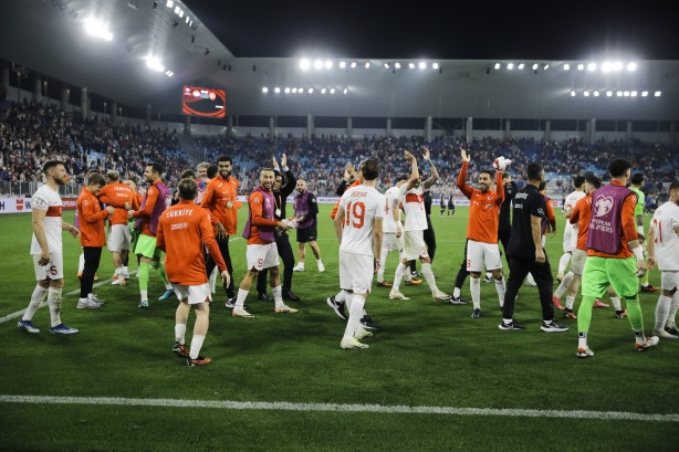 Foto - Türkiye, UEFA’da "ilk 10" hedefini büyük oranda garantiledi! En düşük bizden sonrasında ülke puanı ise...