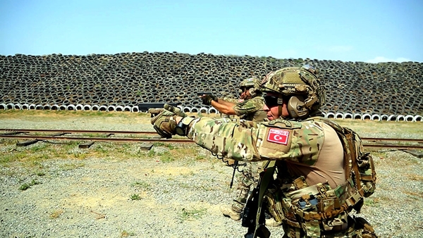 Foto - Türkiye ve Azerbaycan'dan ortak tatbikat