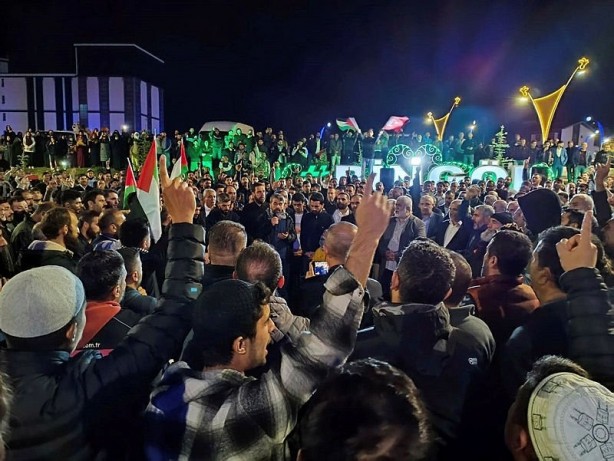 Foto - Türkiye ve dünyadan İsrail'e lanet yağdı! Vicdanın sesi sokaklara taştı