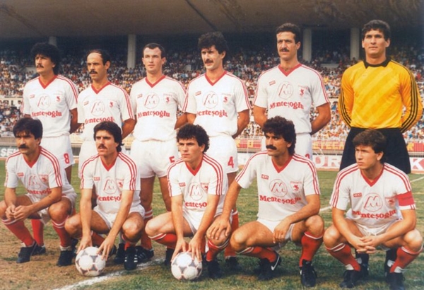 Foto - Türkiye ve dünyadan unutulmaz 11'ler