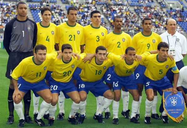 Foto - Türkiye ve dünyadan unutulmaz 11'ler