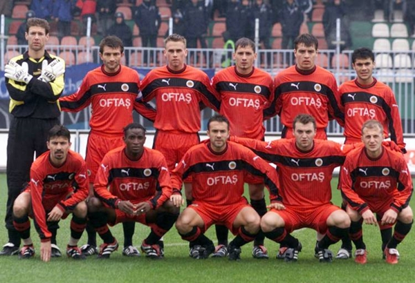 Foto - Türkiye ve dünyadan unutulmaz 11'ler